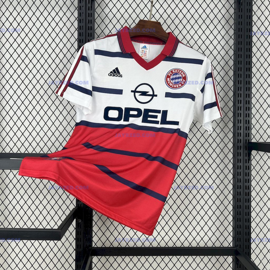 FC Bayern Munich Domicile Rétro - 1998/99